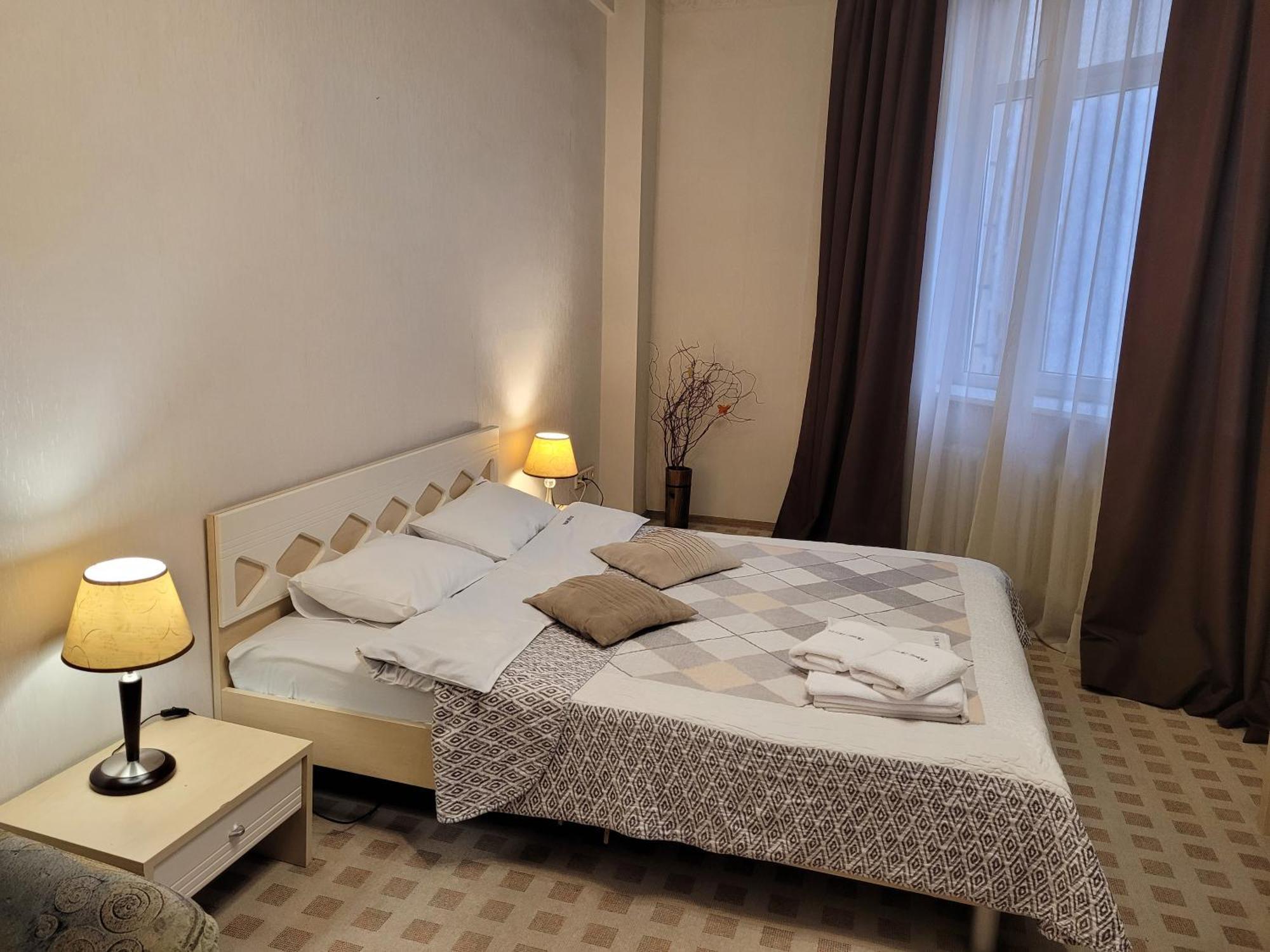 Home Hotel Apartments On Khreshchatyk Area Kiev Extérieur photo