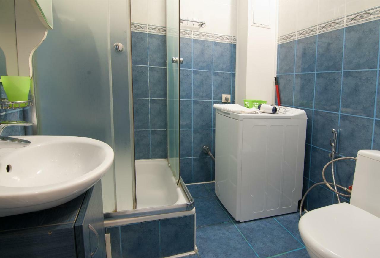 Home Hotel Apartments On Khreshchatyk Area Kiev Extérieur photo