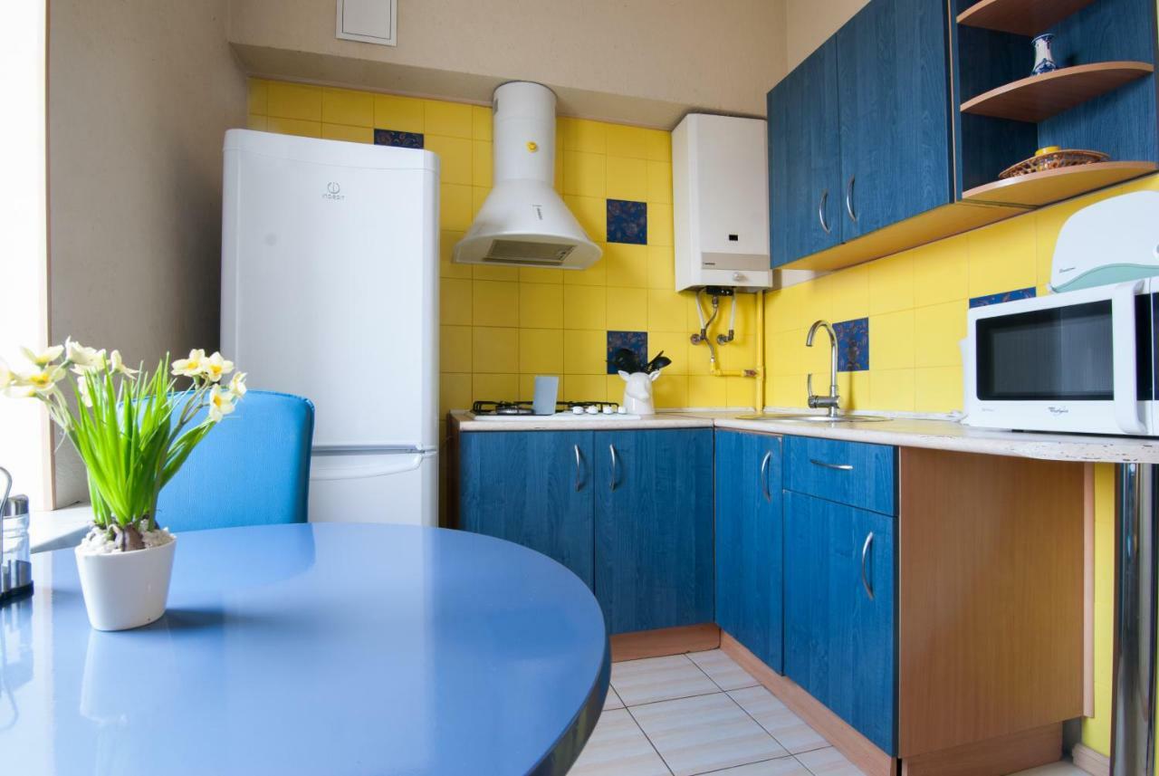 Home Hotel Apartments On Khreshchatyk Area Kiev Extérieur photo